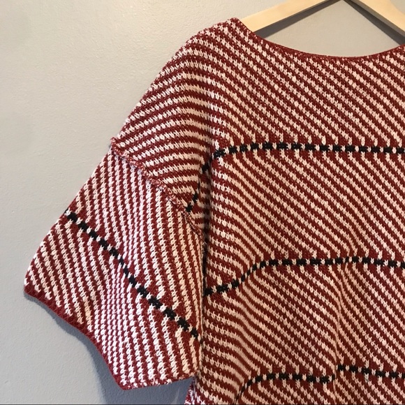 NFS Neck Sweater Short Sleeves Medium - Picture 5 of 5